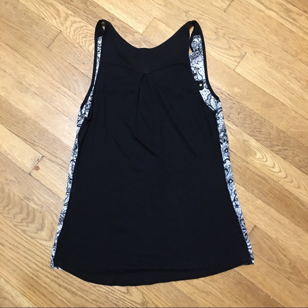 Pretty Express Top! - Picture 2 of 2